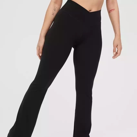 Waisted Crossover Flare Legging | Poshmark